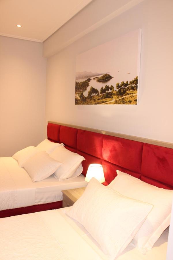 Bebi Hotel And Apartments Σαράντα Εξωτερικό φωτογραφία