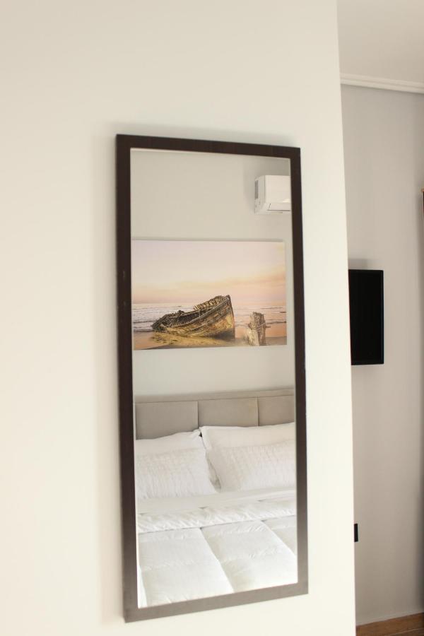Bebi Hotel And Apartments Σαράντα Εξωτερικό φωτογραφία